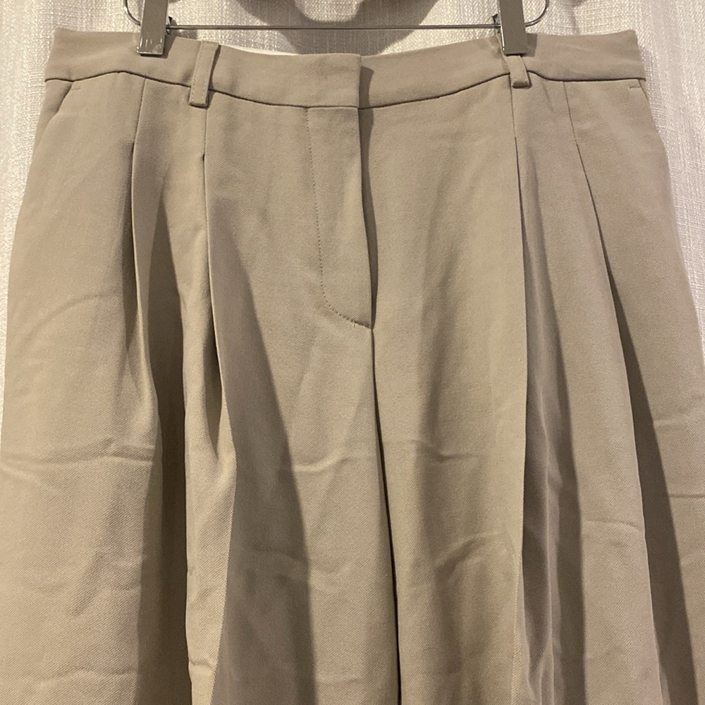 H&M Premium Collection Wool-Blend Wide Leg Pants - Picture 7 of 10
